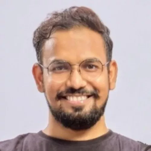 Nitesh Tiwari Profile Photo